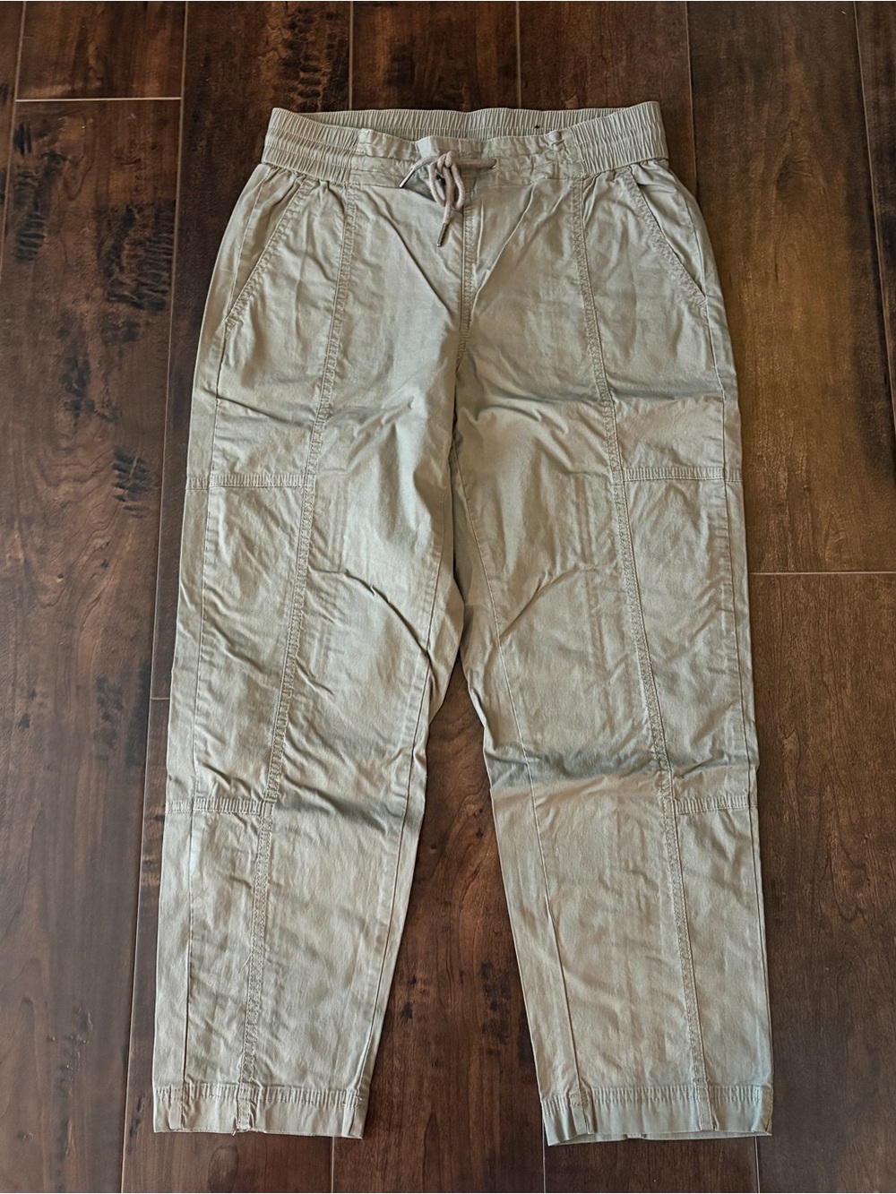Reitmans 98% Cotton Olive Utility Pants — Size 10 - Picture 4 of 5